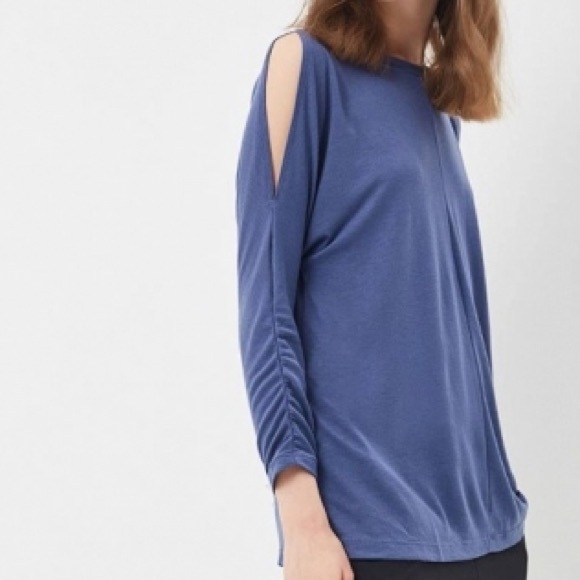 GAP Tops - Gapfit open shoulder tee